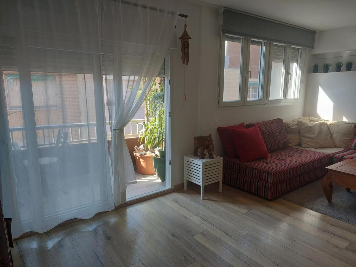 Family Apartment Andrea Alaquas Exteriér fotografie